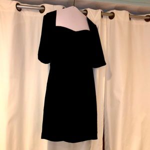 Women’s Perfect Black Dress Forever 21 Size Large!